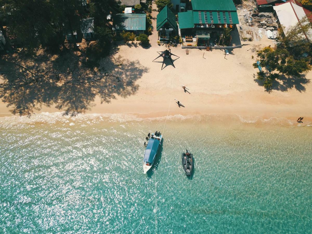 Tioman Cabana Bed & Breakfast Kampong Ayer Batang エクステリア 写真